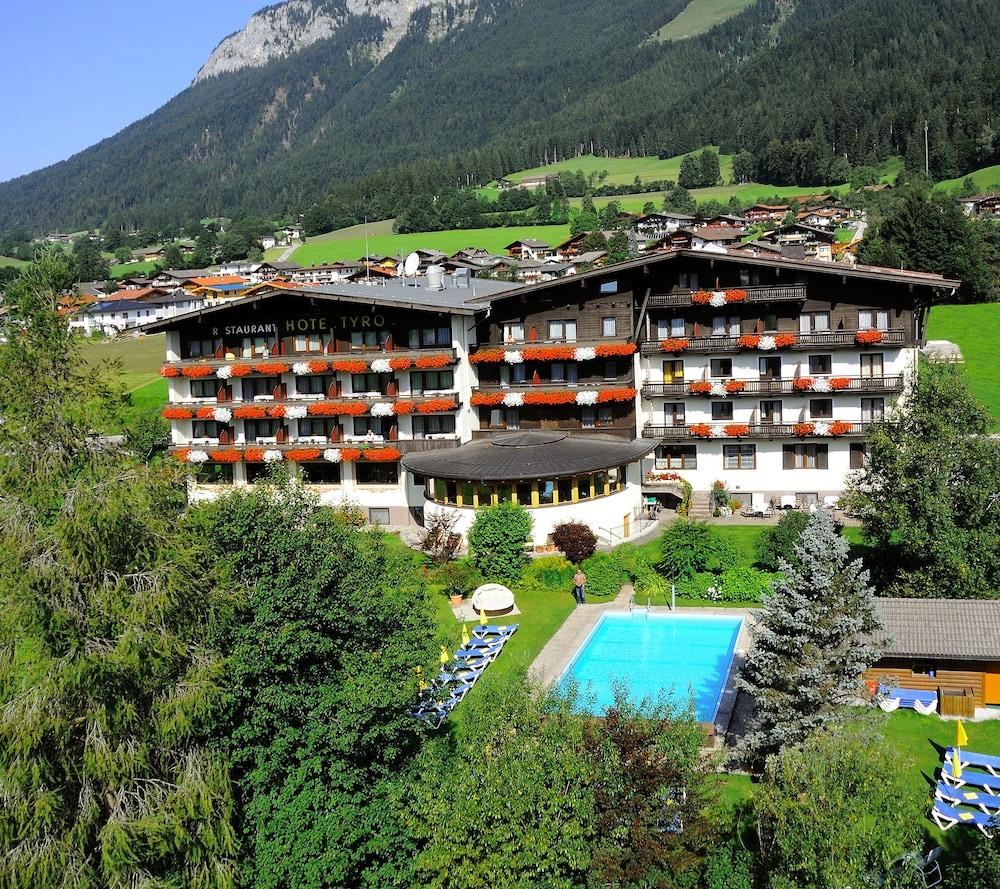 Ferienhotel Tyrol Soell Am Wilden Kaiser מראה חיצוני תמונה