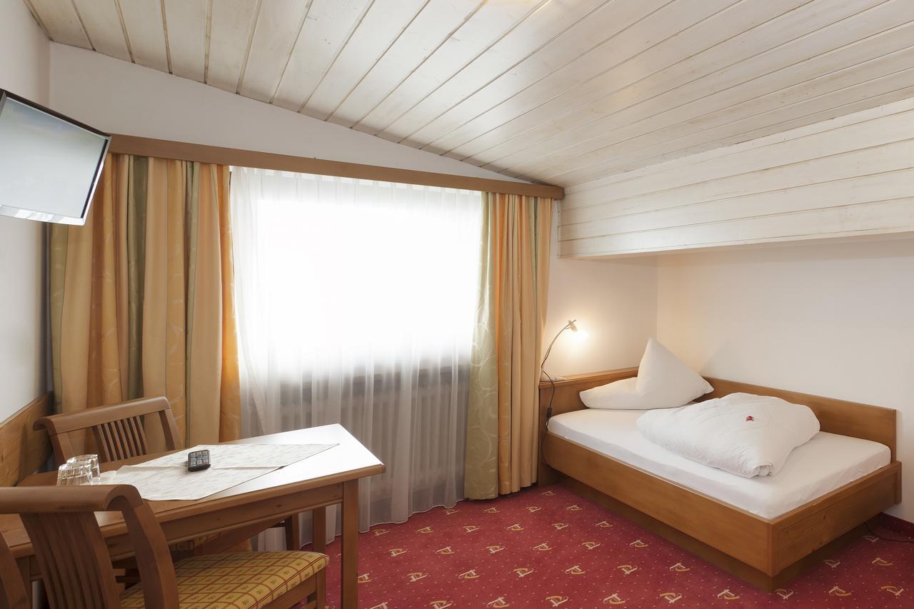 Ferienhotel Tyrol Soell Am Wilden Kaiser חדר תמונה