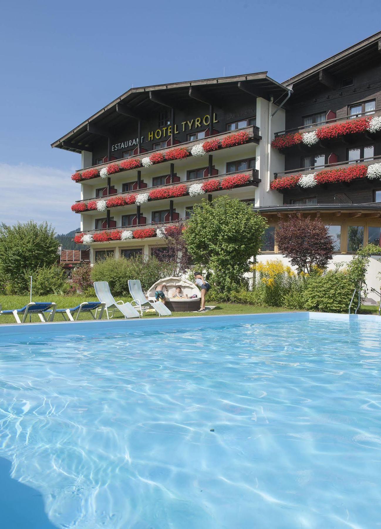 Ferienhotel Tyrol Soell Am Wilden Kaiser מראה חיצוני תמונה